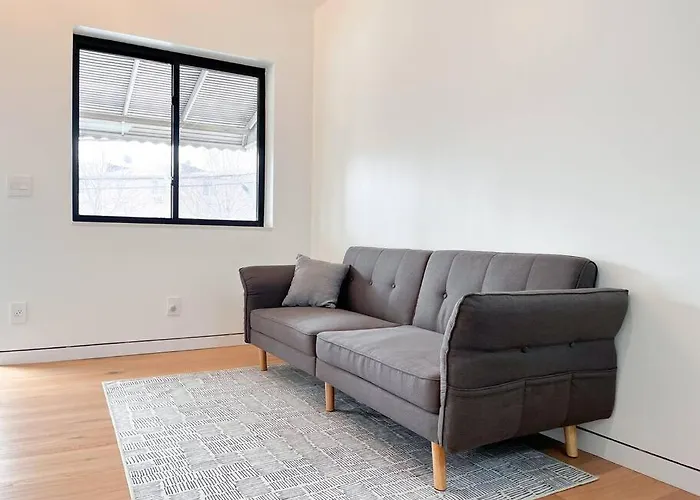 New Ample And Cozy One Bedroom Apt In Brooklyn At Rem-Casa